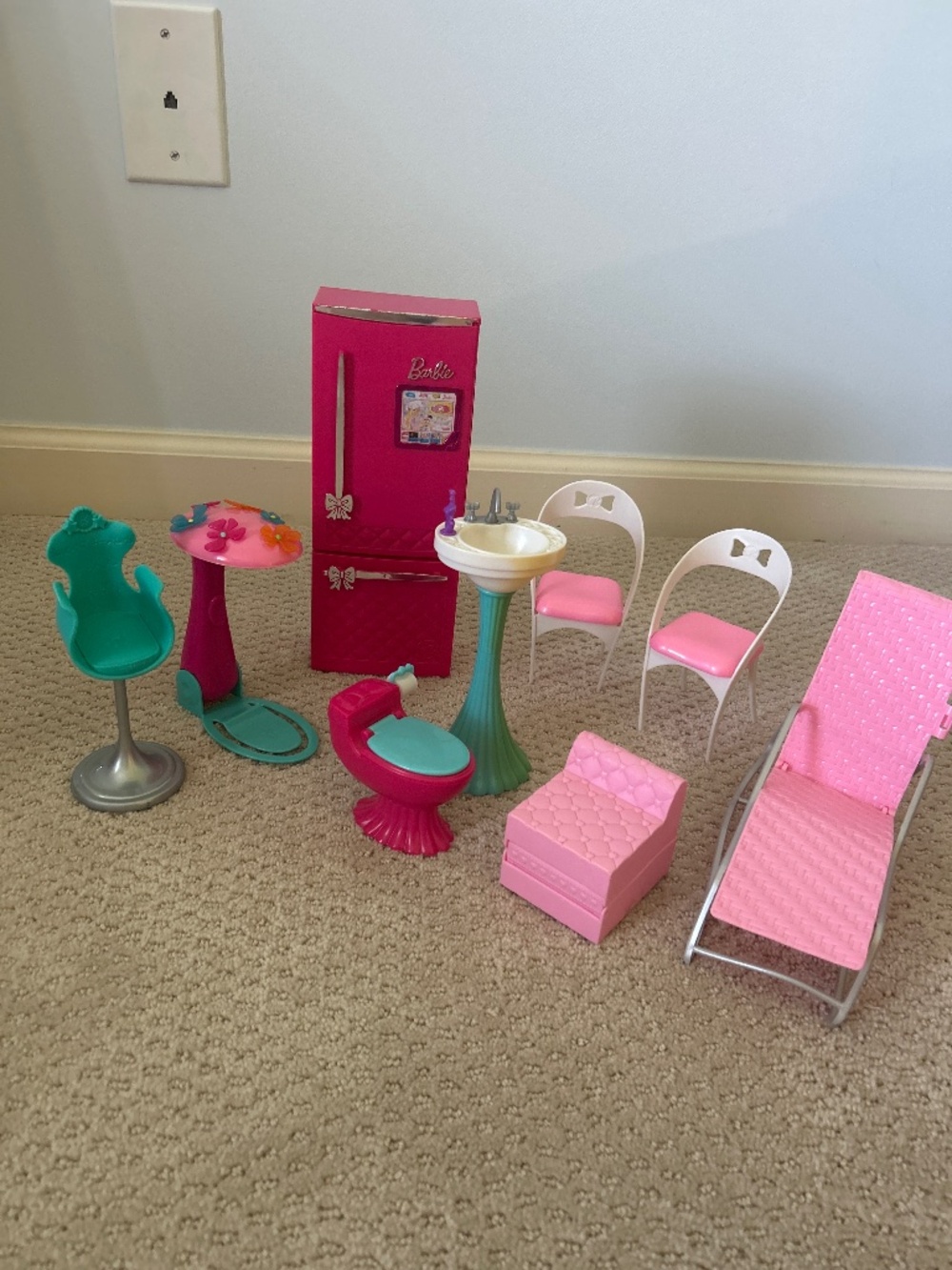 9 piece Barbie furniture set